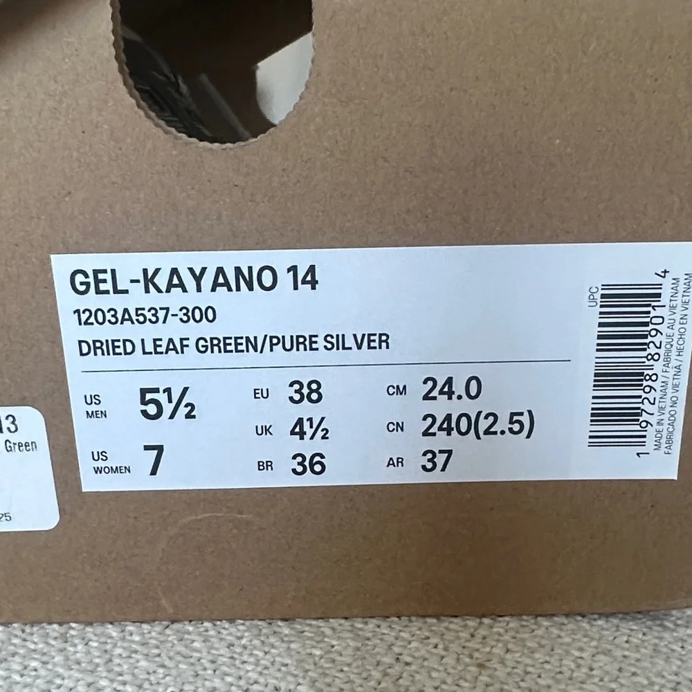 ASICS Gel-Kayano 14 Sneakers size 7 - Picture 8 of 8